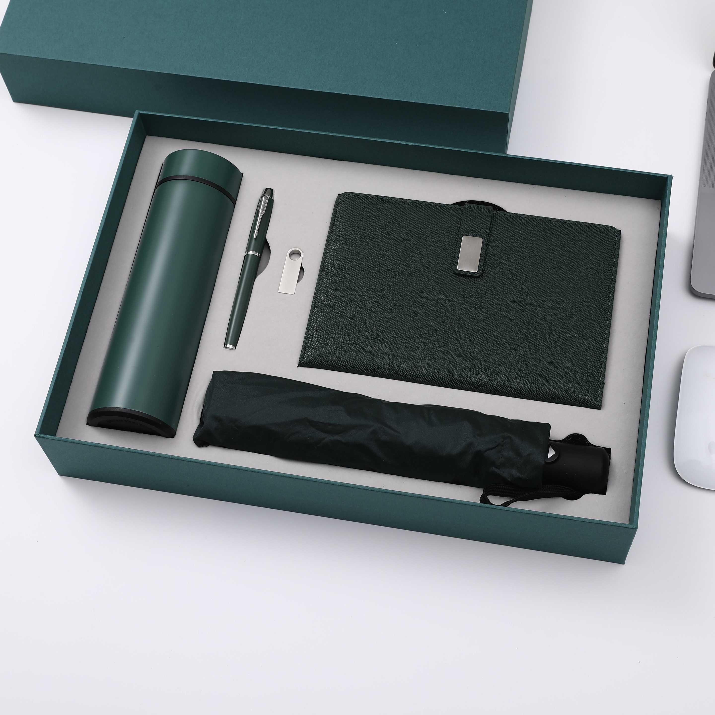 Small MOQ Customized Logo Luxury A5 A6 Pu Cover Corporate Gift Business Notebook Journal Set Box with Pen USB Gift Set